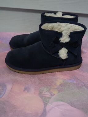 Koolaburra Navy Suede-Look Shearling Ankle Boot
